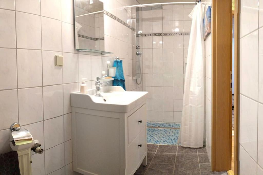 Apartment Nibo Hof - Ruhig Und Verkehrsguenstig